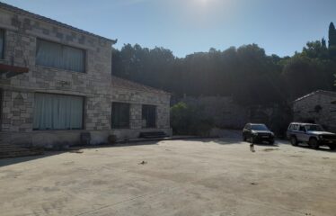 ΕΠΑΓΓΕΛΜΑΤΙΚΟ ΚΤΗΡΙΟ ΑΡΤΙΚΙ ΤΡΙΦΥΛΛΙΑΣ