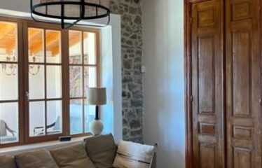 ΜΟΝΟΚΑΤΟΙΚΙΑ ΒΑΛΥΡΑ